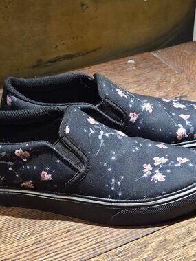 Slip-on Floral Shoes
